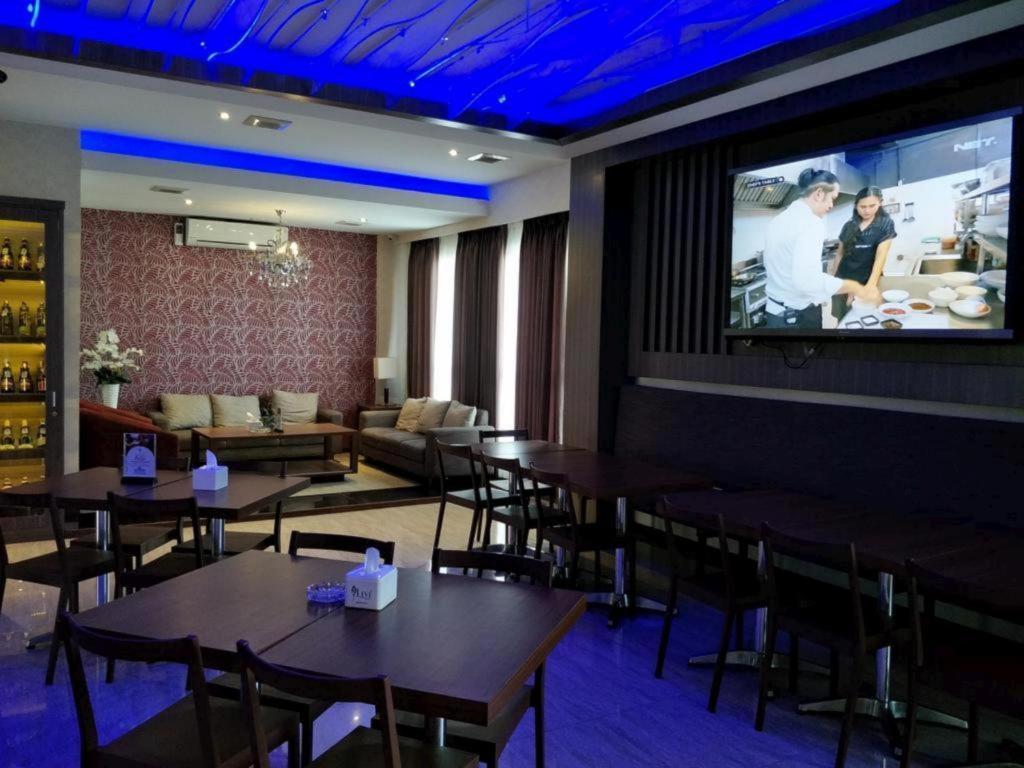 Octopuss Wellness Hotel & Spa Bentayan Exterior photo